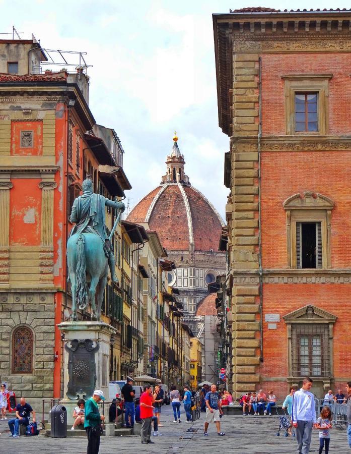 Historic Center Palace - Huge 4 Bedrooms Santa Croce Apartment - By LikehomeFlorencja Zewnętrze zdjęcie