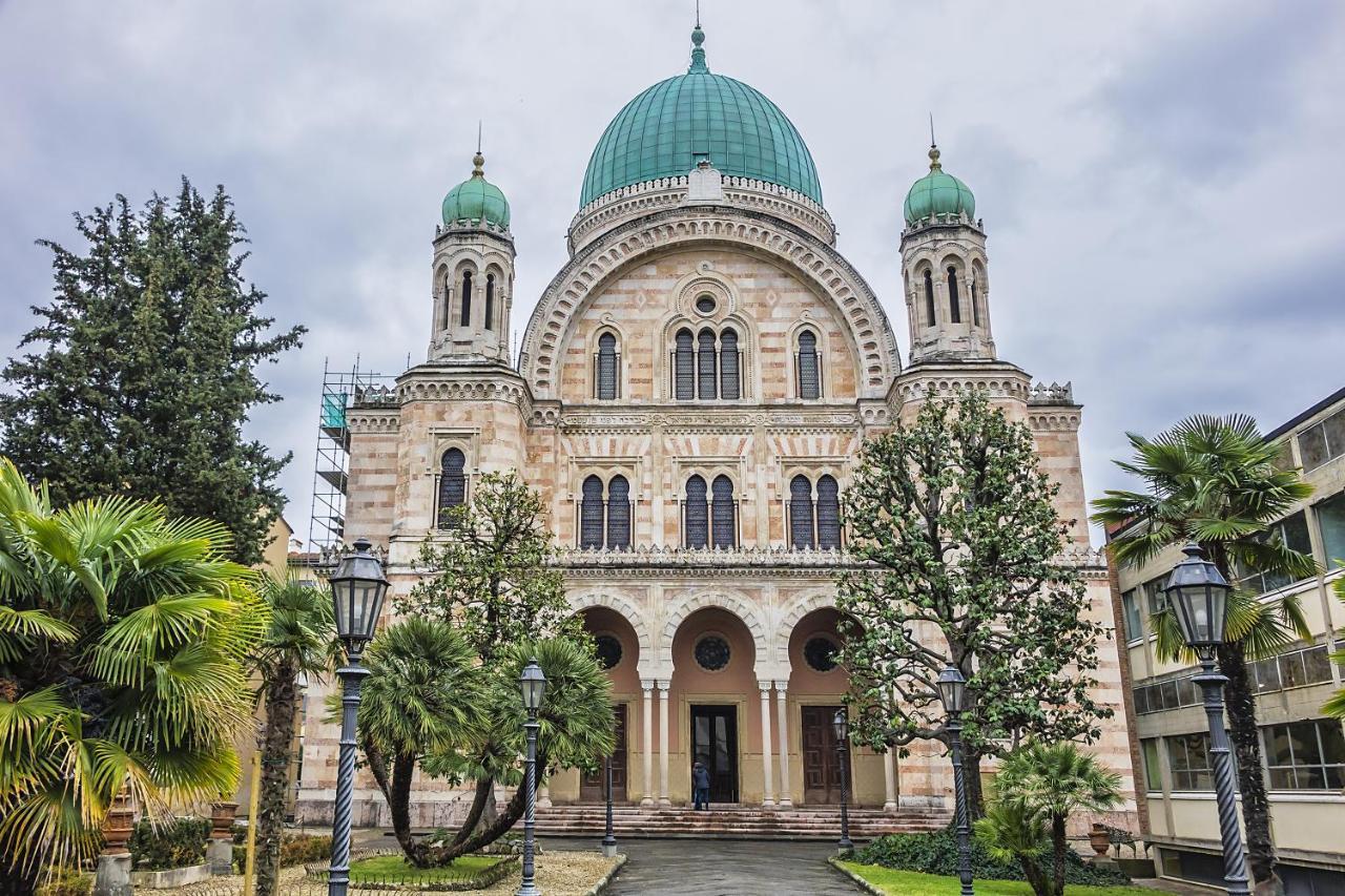 Historic Center Palace - Huge 4 Bedrooms Santa Croce Apartment - By LikehomeFlorencja Zewnętrze zdjęcie